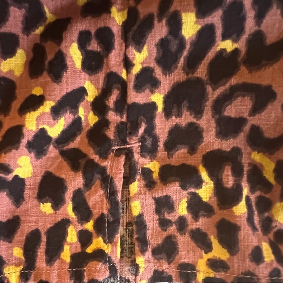 NWOT Loft Flutter Sleeve Blouse - Picture 5 of 6